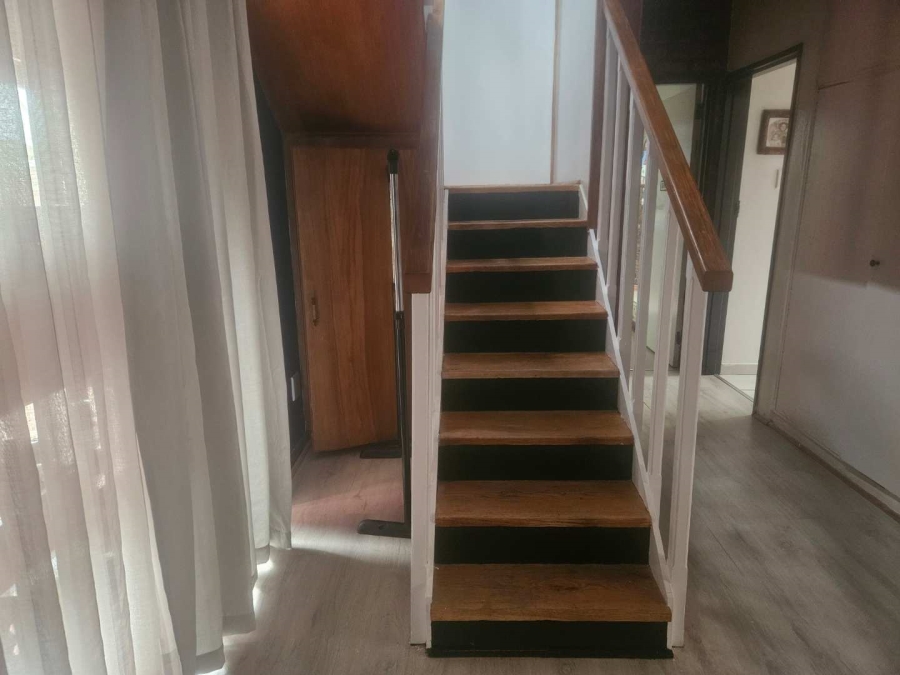 5 Bedroom Property for Sale in Royldene Northern Cape